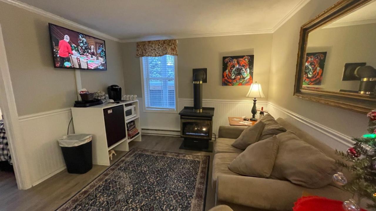 Phineas Swann Inn & Spa Montgomery Center Екстериор снимка